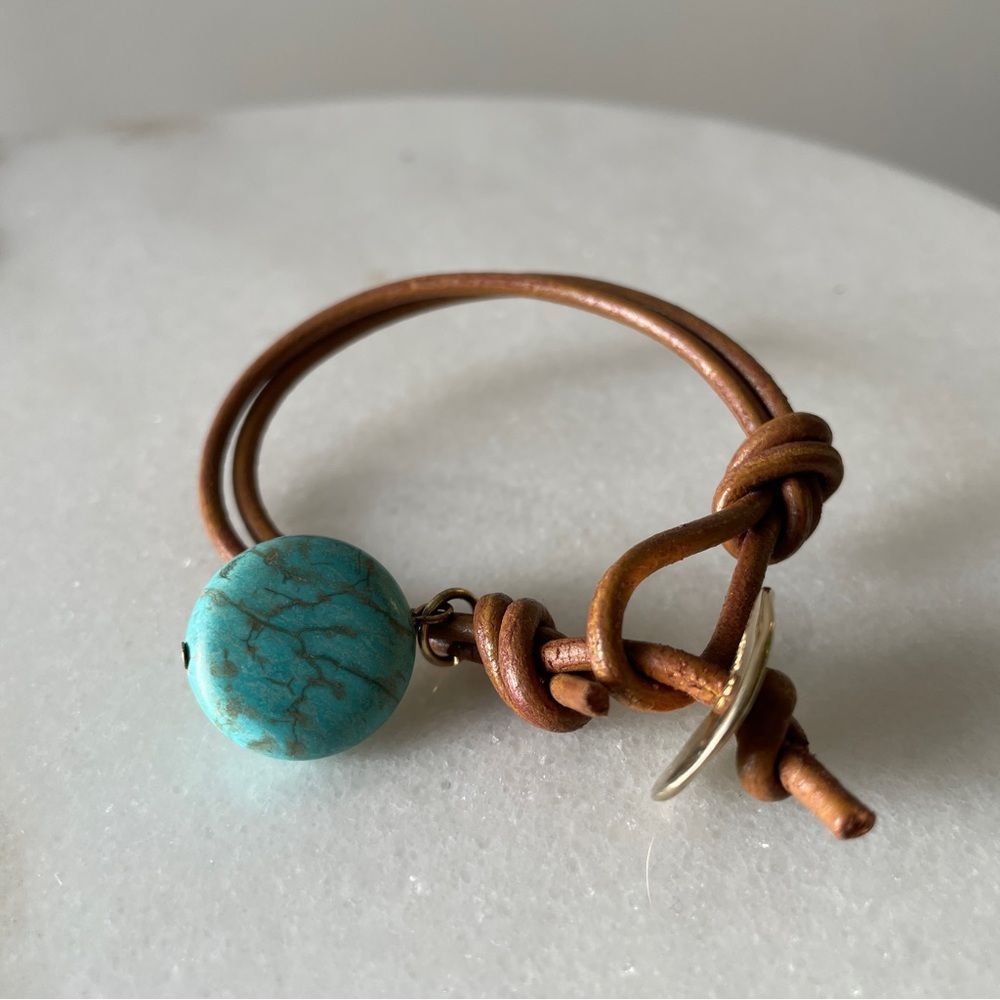 Leather knot bracelet  with turquoise stone‎